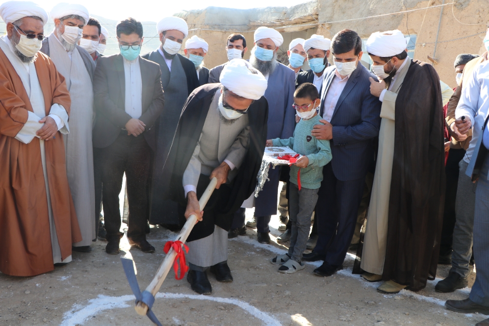 تصاویر/ آیین آغاز عملیات اجرایی احداث ۴۰۱ واحد مسکونی محرومین هم‌زمان با هفته وحدت در خراسان شمالی