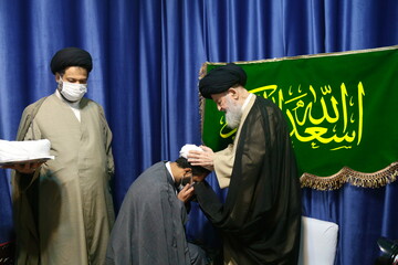 تصاویر / جشن عمامه گذاری طلاب به مناسبت ولادت حضرت رسول اکرم(ص) با حضور حضرت آیت الله علوی گرگانی