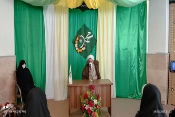 در جاهلیت مدرن شخصیّت زن لگد مال می شود