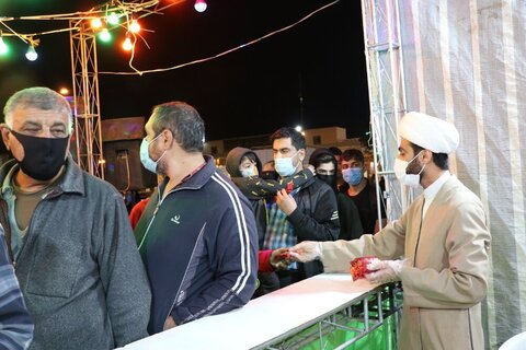 بالصور/ احتفالات في ذكرى المولد النبوي وولادة الإمام جعفر بن محمد الصادق (ع) في مختلف مدن إيران