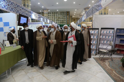 تصاویر/ بازدید آیت الله اعرافی از نمایشگاه دستاوردهای علمی واحدهای آموزشی تخصصی حوزه