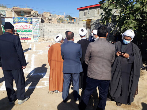 بالصور/ وضع حجر الأساس لبناء 401 وحدة سكنية للعوائل المتعففة في محافظة خراسان الشمالية
