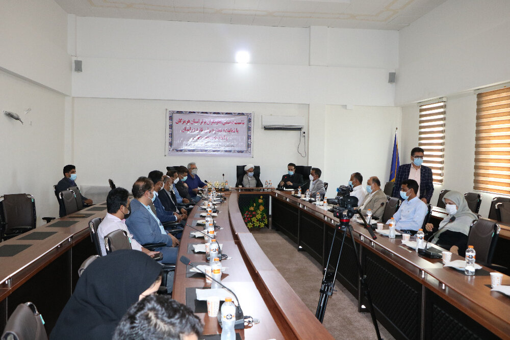 تعاونی های برتر ملی هرمزگان تجلیل شدند 