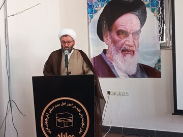 زیست عقلانی لازمه وحدت است