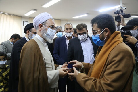تصاویر/ دیدار سفیر کشور یمن با آیت الله اعرافی