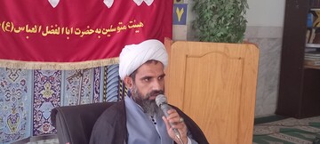 تکریم اساتید سنت حوزه های علمیه است