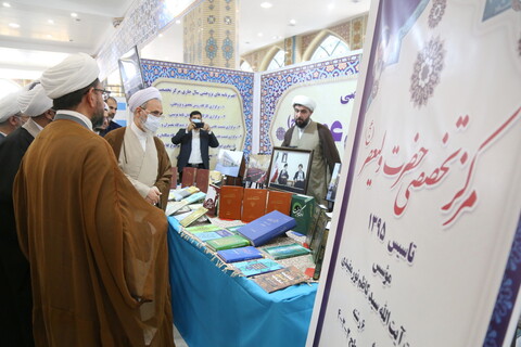 تصاویر / دومین بازدید آیت الله اعرافی از نمایشگاه دستاوردهای علمی واحدهای آموزشی تخصصی حوزوی