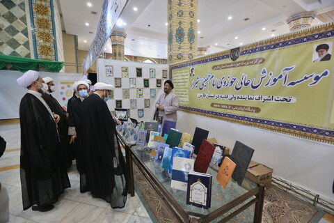 تصاویر/ بازدید  رئیس دفتر تبلیغات اسلامی  از نمایشگاه دستاوردهای واحدهای آموزشی تخصصی حوزه