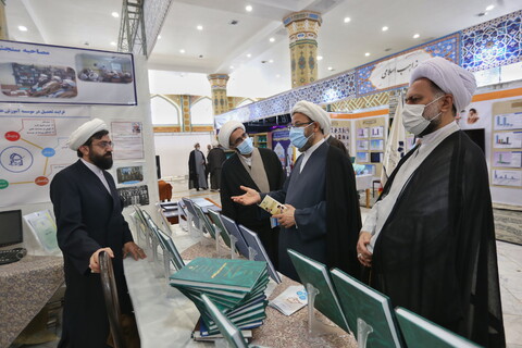 تصاویر/ بازدید  رئیس دفتر تبلیغات اسلامی  از نمایشگاه دستاوردهای واحدهای آموزشی تخصصی حوزه