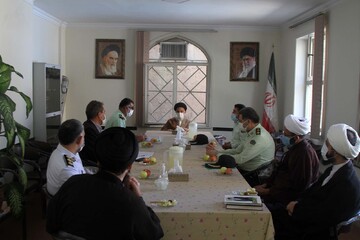 نیروی انتظامی از ظرفیت روحانیت برای رفع آسیب‌ها استفاده کند