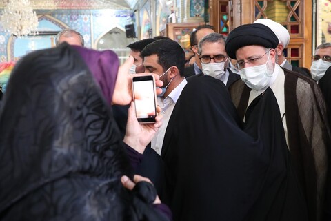 تصاویر / زیارت حرم امامزاده یحیی(ع) و مزار شهدای سمنان با حضور رئیس جمهور