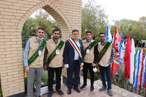 تصاویر/ آئین تکریم و استقبال از خانواده شهید حسین شکرائیان دردانشگاه صنعتی اصفهان