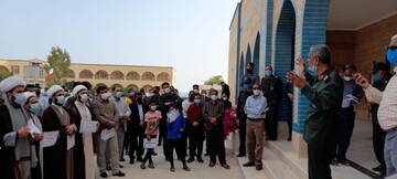 تصاویر/ حضور اساتید و طلاب بندرلنگه در اجتماع خودجوش مردمی تقدیر از مدافعان خلیج همیشه فارس