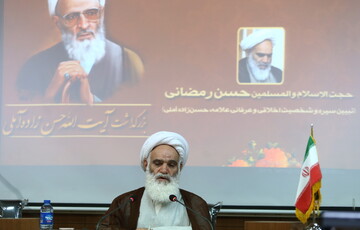 علامه حسن زاده فانی در کتاب و قلم بود