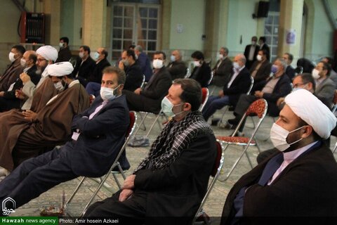 بالصور/ اجتماع جمعيات جيل الثورة الإسلامية الإيرانية القدامى مع شباب همدان