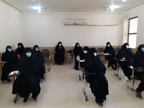 برگزاری نشست عفاف و حجاب و تبلیغ مدرسه علمّیه الزهرا(س) دزفول