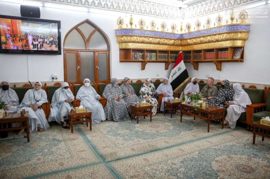 وفد سياحي من روسيا يتحدث عن انطباعاته خلال زيارته المرقد العلوي الطاهر + الصور