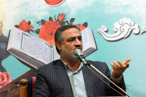 تصاویر | محفل انس با قرآن با حضور احمد ابوالقاسمی