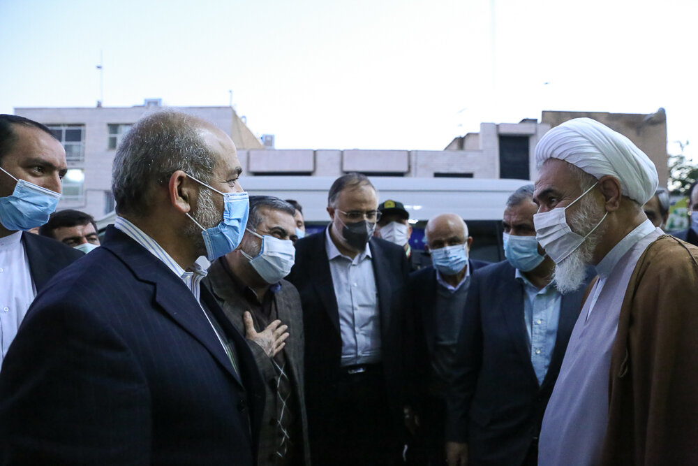 دیدار وزیر کشور با امام جمعه قزوین + عکس