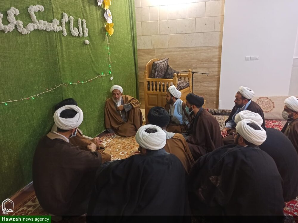 نشست صمیمی مدیران مدارس علمیه خوزستان با رییس کمیسیون فرهنگی مجلس + عکس
