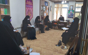 راه های تقویت همکاری بسیج طلاب گیلان و مدرسه زینبیه رشت بررسی شد