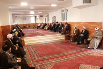 تصاویر/ جلسه جامعه روحانیت شیراز