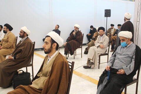 تصاویر / نشست علمی آشنایی با دانشنامه جهان اسلام در نمایشگاه دستاوردهای پژوهشی حوزه