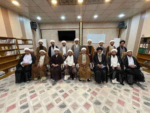 مكتب آية الله اليعقوبي في بغداد ينظم ندوة لبحث دور المساجد في بناء المجتمع