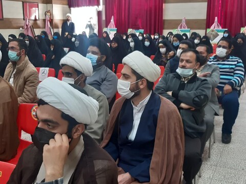 نخستین کارگاه آموزشی «حیات طیبه در دنیای مجازی شده » در کاشان