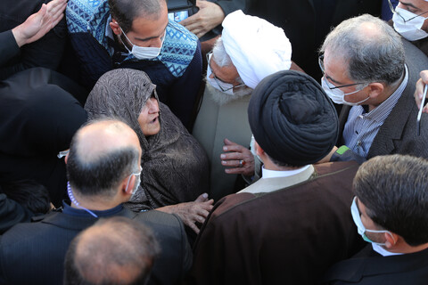 تصاویر/ حضور رئیس جمهور در جمع اهالی کوی فلسطین