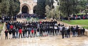 45.000 of Palestinians perform Friday prayer at Aqsa Mosque