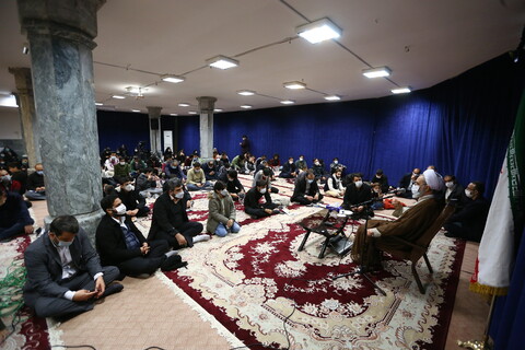 تصاویر/ دیدار جمعی از مردم شهرپرند با آیت الله اعرافی