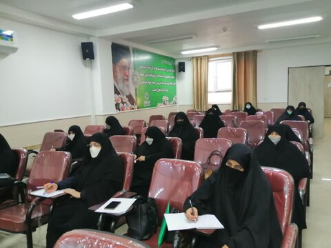 دوره آموزشی پاسخگویی به مسائل اجتماعی زنان در خوزستان برگزار شد