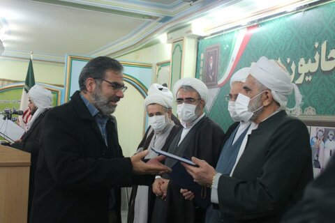 تصاویر/ همایش علما و روحانیون بسیجی استان کردستان