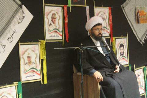 تصاویر/ بزرگداشت هفته بسیج و هفتمین سالگرد درگذشت حجت الاسلام اسدی در مدرسه علمیه قروه