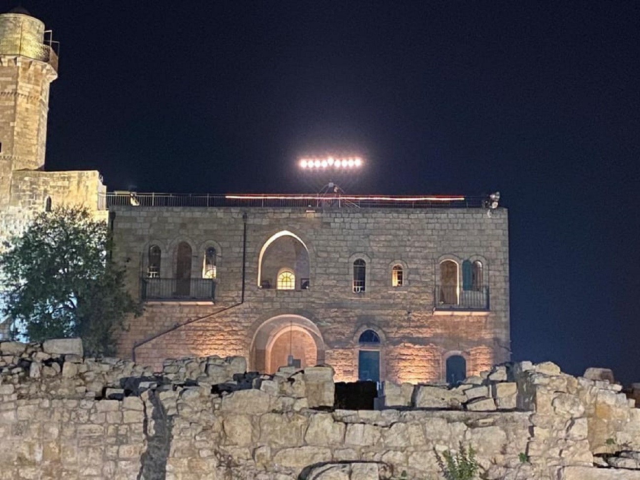 Israeli settlers erect menorah on Islamic mosque near Jerusalem