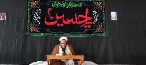 کرگل میں سابق مرکزی امام جمعہ کرگل حجتہ الاسلام شیخ غلام حسن واعظی کی مجلس ایصال ثواب و فاتحہ خوانی