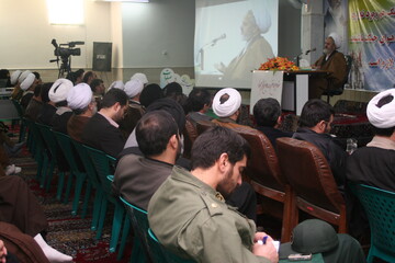 تصاویر آرشیوی از مراسم تکریم و معارفه فرمانده تیپ ۸۳ روحانیون رزمی تبلیغی امام جعفر صادق (ع)-آذر ۱۳۸۵