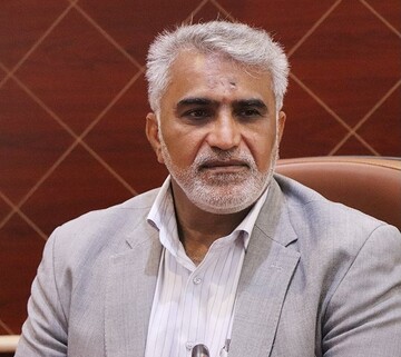 انتقاد عضو شورای شهر بندرعباس از وضع بیلبوردهای تبلیغاتی / اجازه ندهید در بیلبوردها خلاف شرع تبلیغ شود 