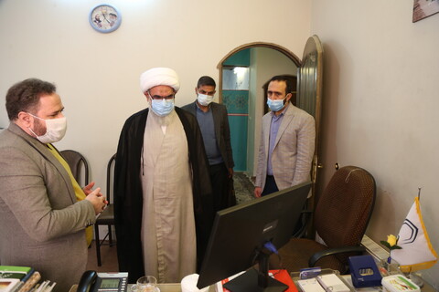بازدید نماینده ولی فقیه در استان بوشهر از مرکز رسانه و فضای مجازی حوزه‌های علمیه