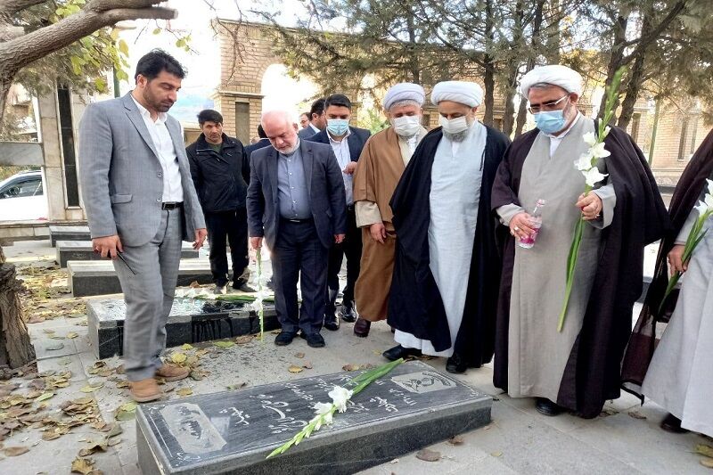 دبیرکل مجمع جهانی تقریب مذاهب اسلامی وارد سنندج شد