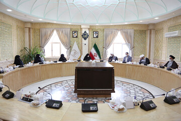 تصاویر/ نشست مدیران مرکز رسانه و فضای مجازی حوزه با مدیر جامعة الزهرا(س)