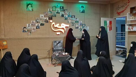 تصاویر/ مراسم مهمانی لاله‌ها در حوزه علمیه خواهران بناب
