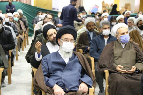 تصاویر/ مراسم گرامیداشت بسیجی شهید مرتضایی مدافع حریم امنیت توسط حوزه علمیه اصفهان