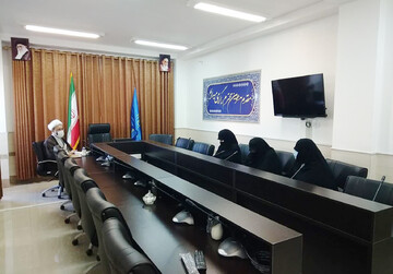 نشست سرپرست حوزه علمیه خواهران خوزستان با معاون تهذیب حوزه‌های علمیه کشور