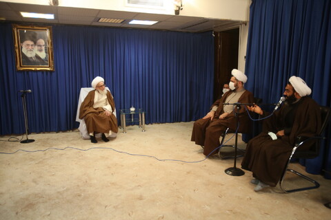تصاویر/ دیدار تعدادی از نمایندگان مجلس با آیت الله العظمی نوری همدانی بمناسبت روز مجلس