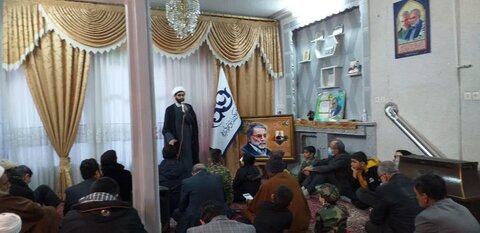 تصاویر/ دیدار خانواده‌های شهدای منطقه کوه خضر نبی با خانواده شهید فخری‌زاده