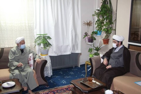 تصاویر/ دیدار مدیرمرکز خدمات حوزه علمیه آذربایجان غربی با روحانیون معمر ارومیه
