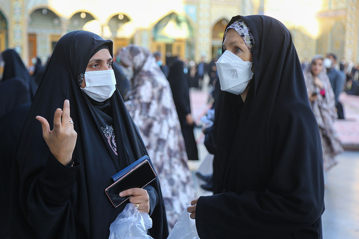 خادمان امور بین‌الملل حرم بانوی کرامت میزبان سفیر استرالیا