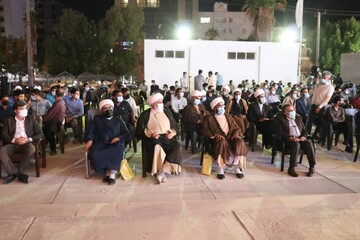 تصاویر/ تریبون آزاد دانشجویی در مسجد جامع بندرعباس با حضور نماینده ولی فقیه در هرمزگان